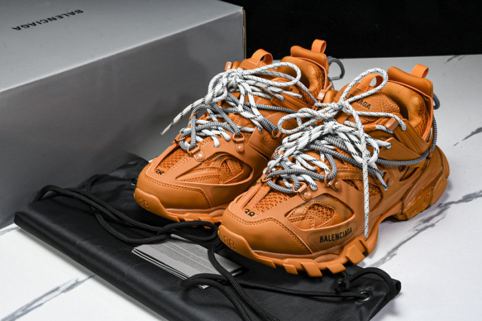 BL TRACK -COPSHOE BL -Track 02