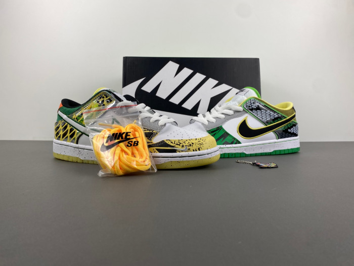 Dunk Low What the Duck University of Oregon Away PE HV1454-100