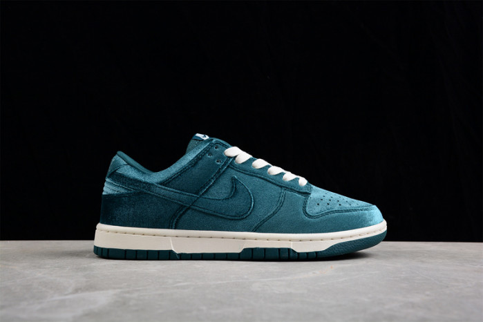 nike dunk low green velvet (w) - dz5224-300