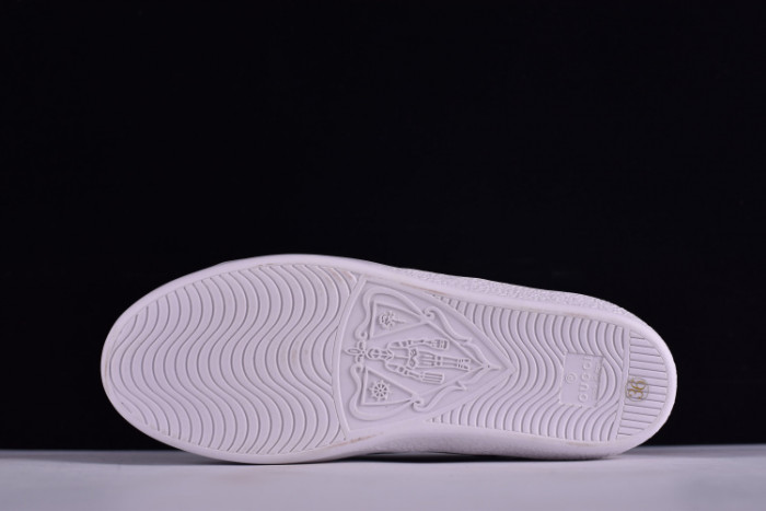 gc ace embroidered low-top sneaker with colorful stars 431942-a38g1