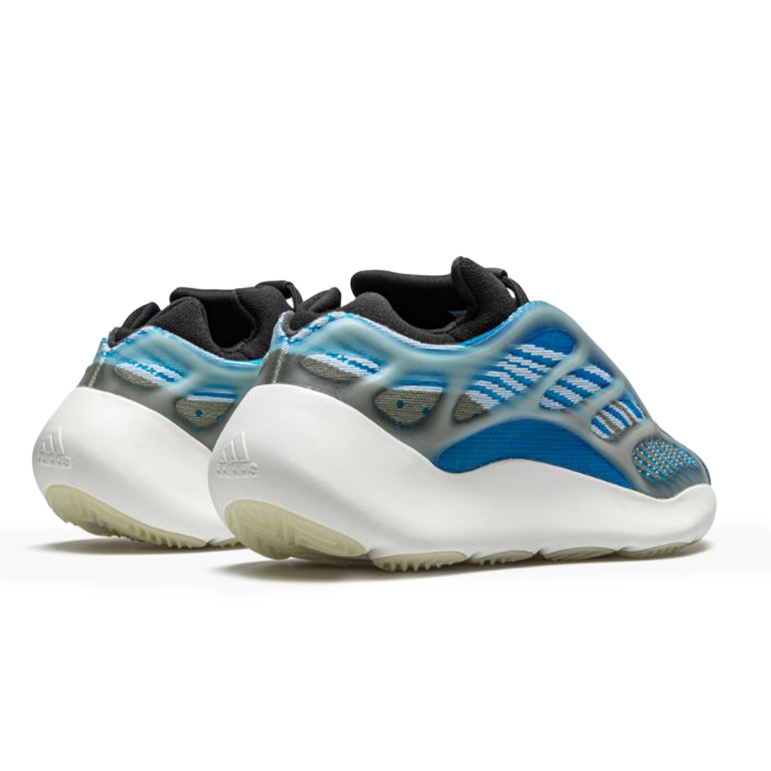 Yeezy 700 V3 “Arzareth”