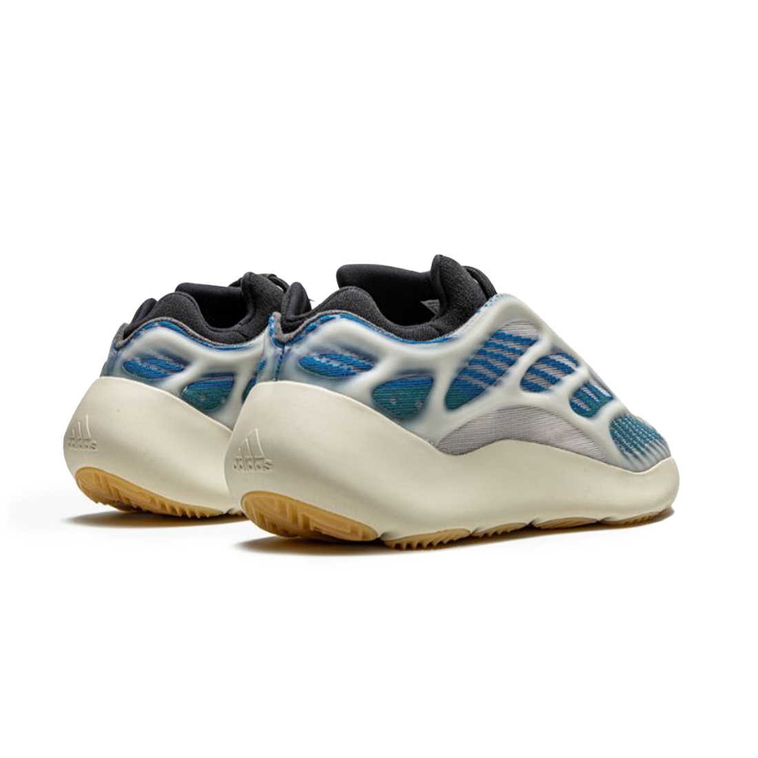Yeezy 700 V3 “Kyanite”