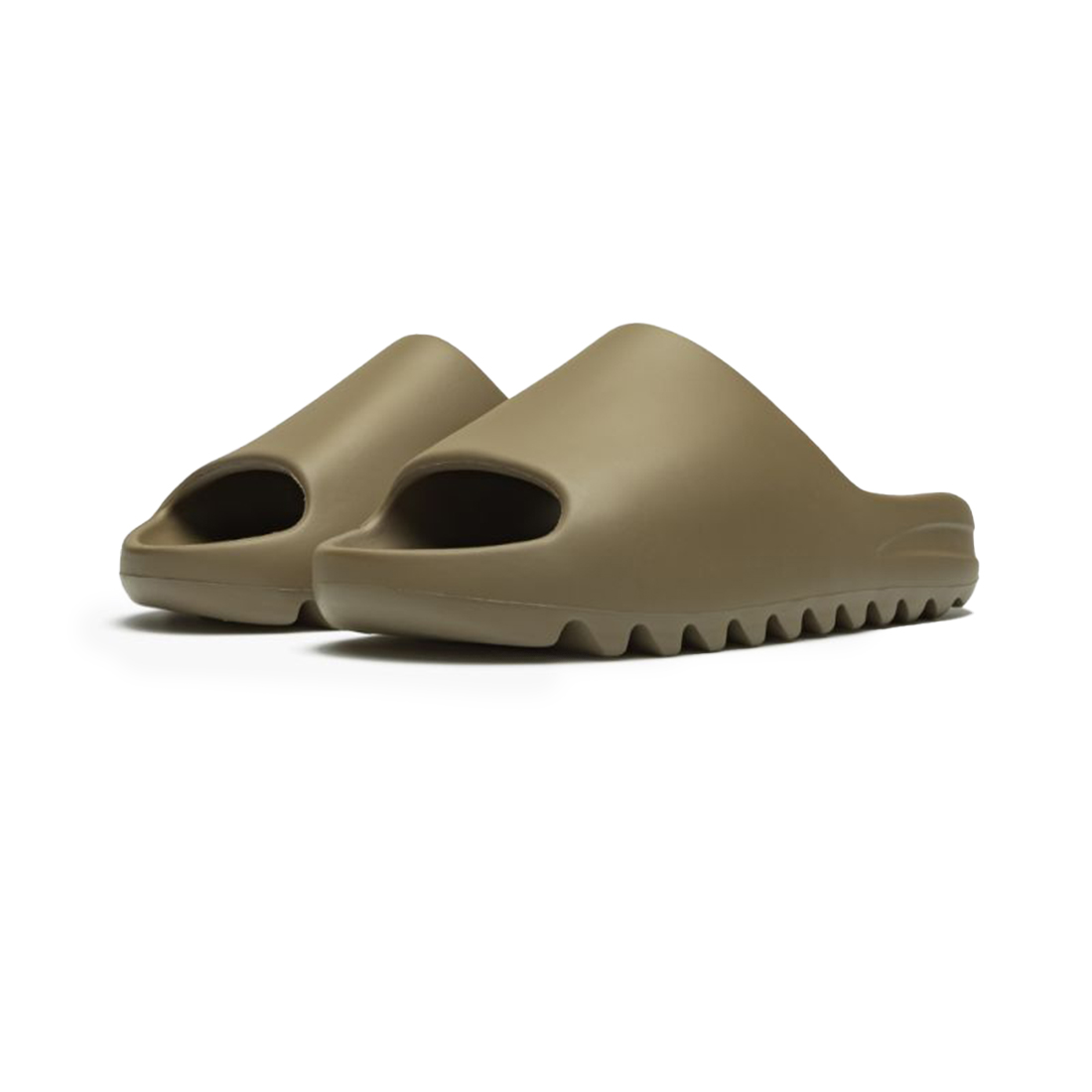 Yeezy Slide “Earth Brown”