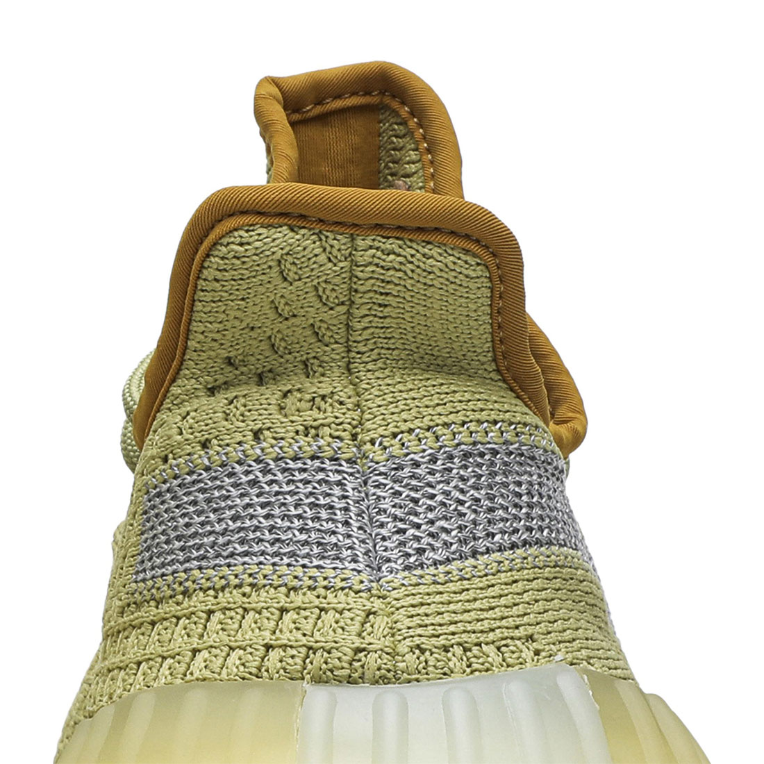 Yeezy Boost 350 V2 ‘Marsh’