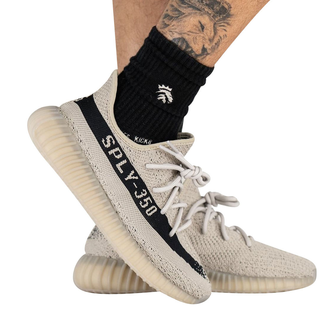 Yeezy Boost 350 V2 ‘Beige Black’