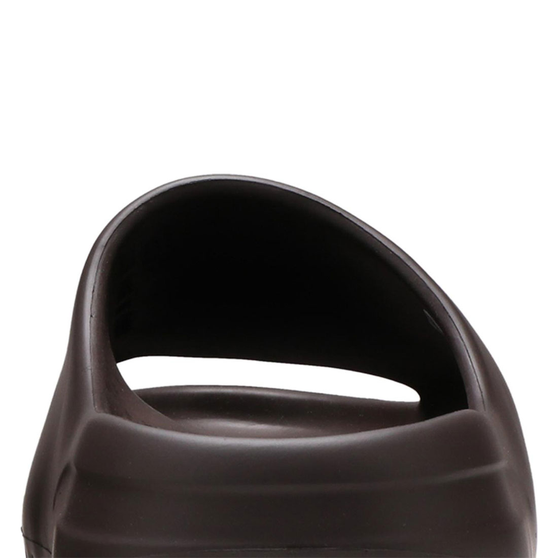 Yeezy Slides ‘Soot’ 2021