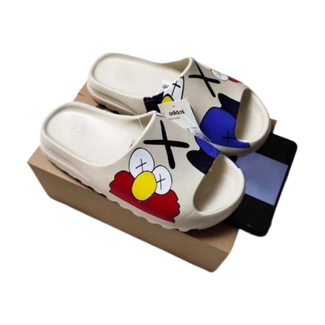 YEEZY SLIDE X KAWS TERBARU LUCU