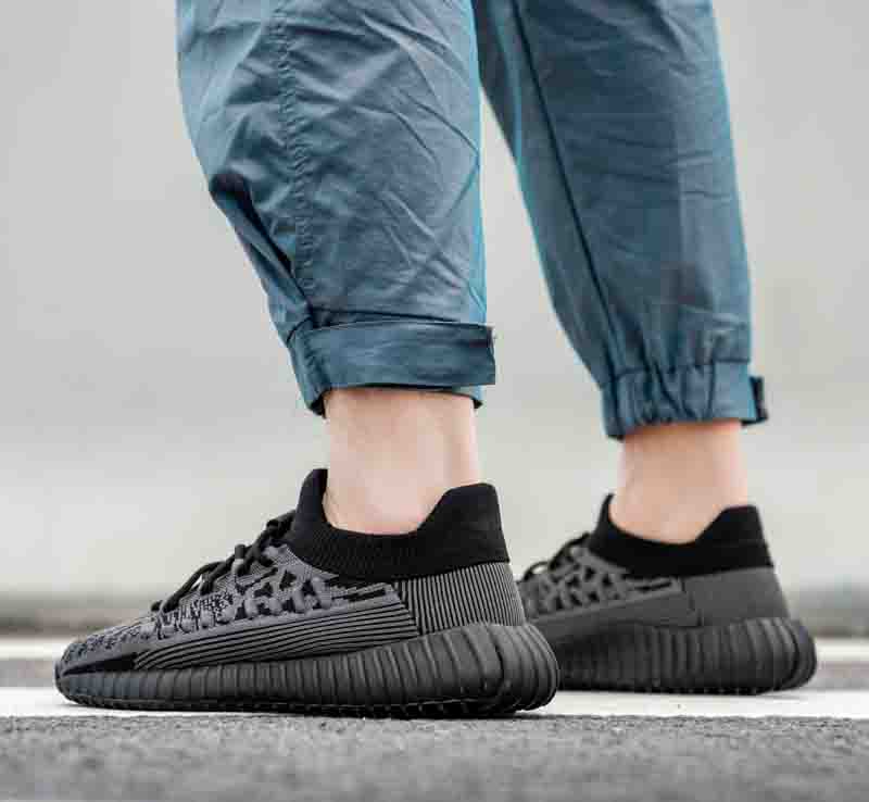 Yeezy Boost 350 V2 CMPCT Slate Black