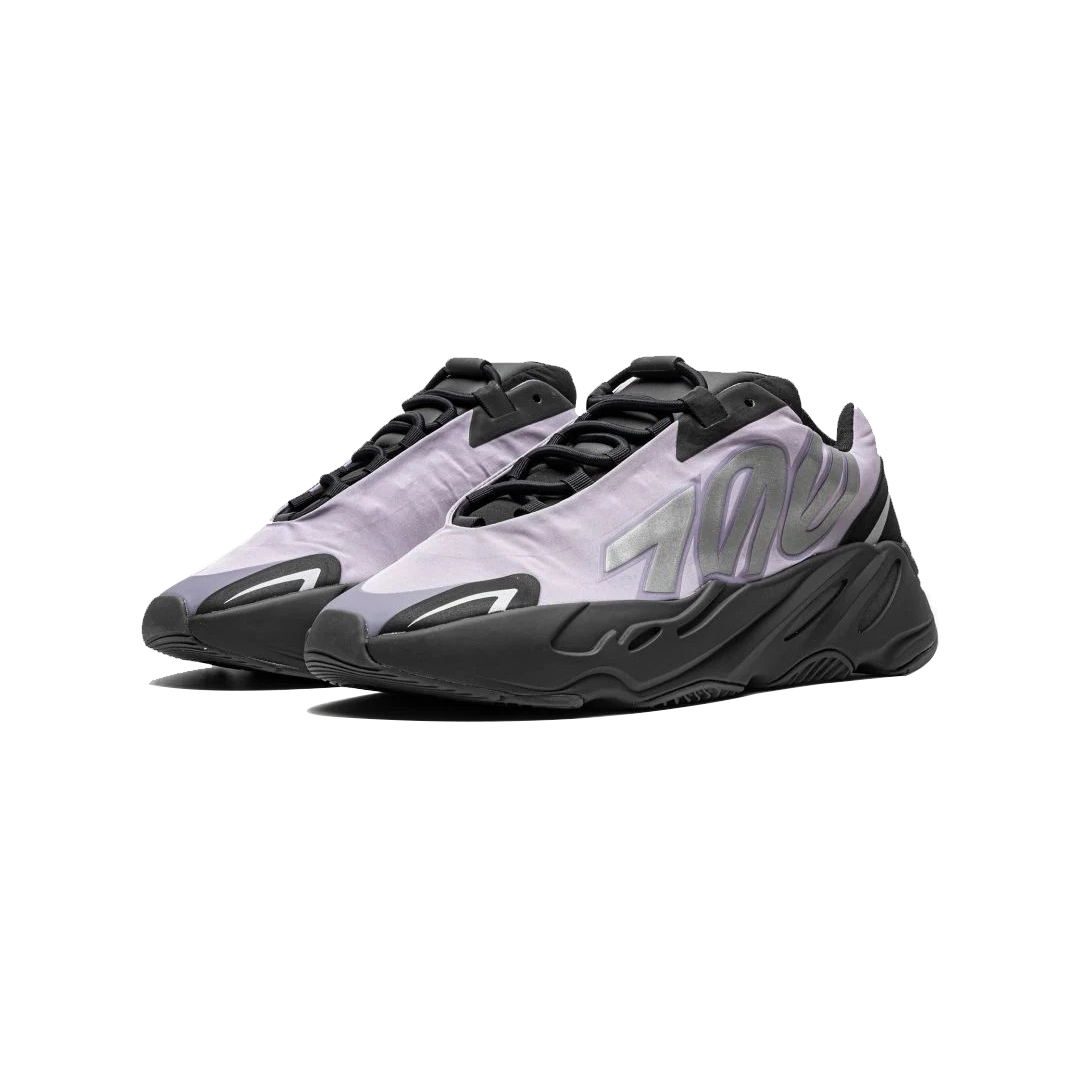 YEEZY BOOST 700 MNVN KIDS GEODE