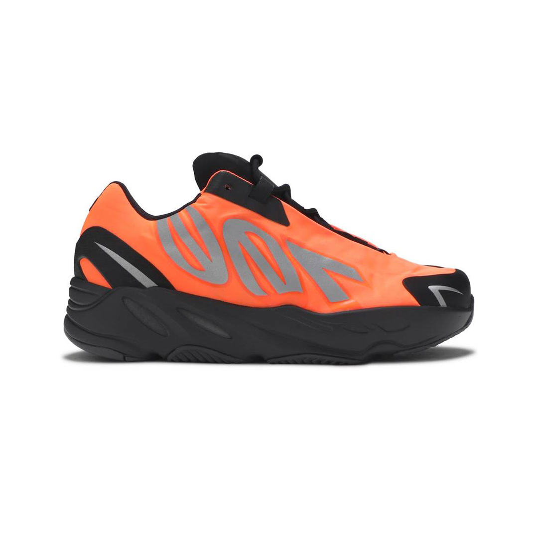 YEEZY BOOST 700 MNVN KIDS ORANGE