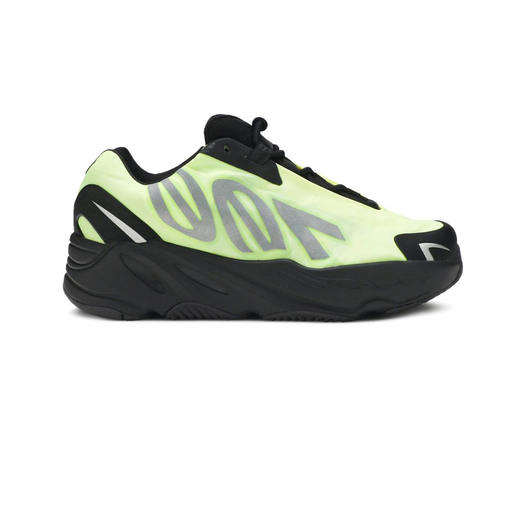 YEEZY BOOST 700 MNVN KIDS PHOSPHOR