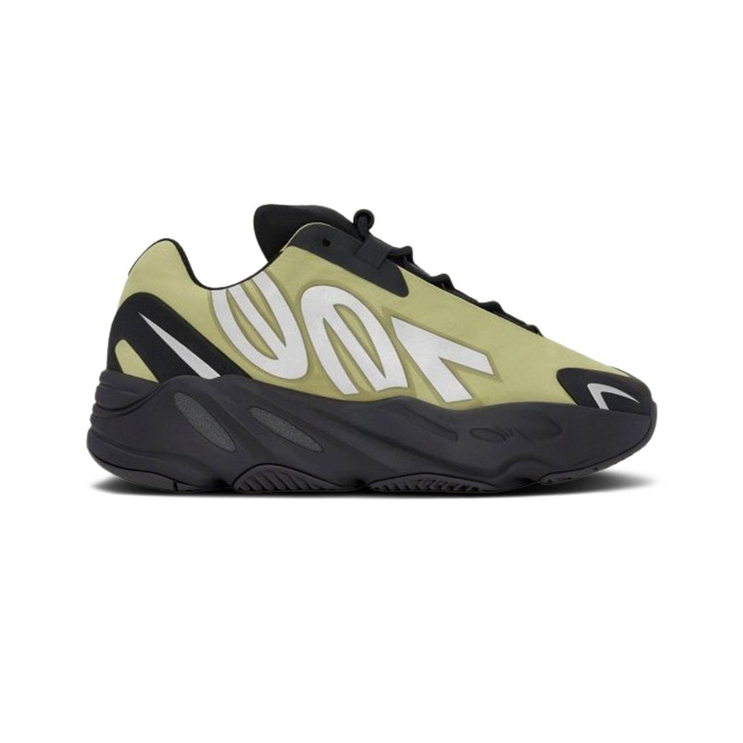 YEEZY BOOST 700 MNVN KIDS RESIN