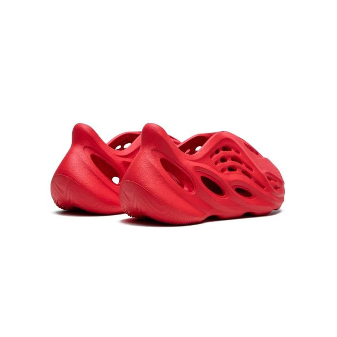 YEEZY FOAM RUNNER KIDS VERMILION