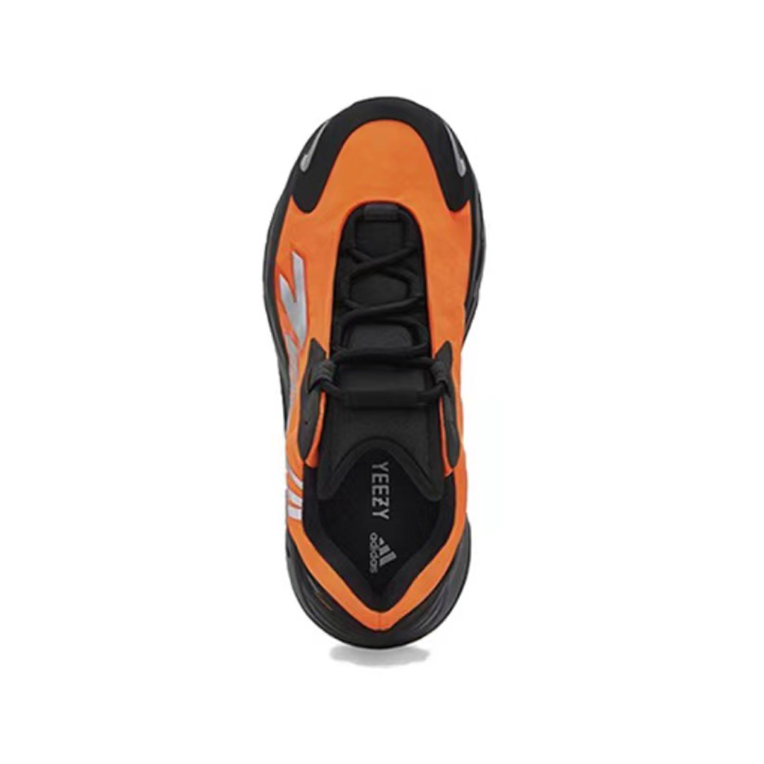 YEEZY BOOST 700 MNVN KIDS ORANGE