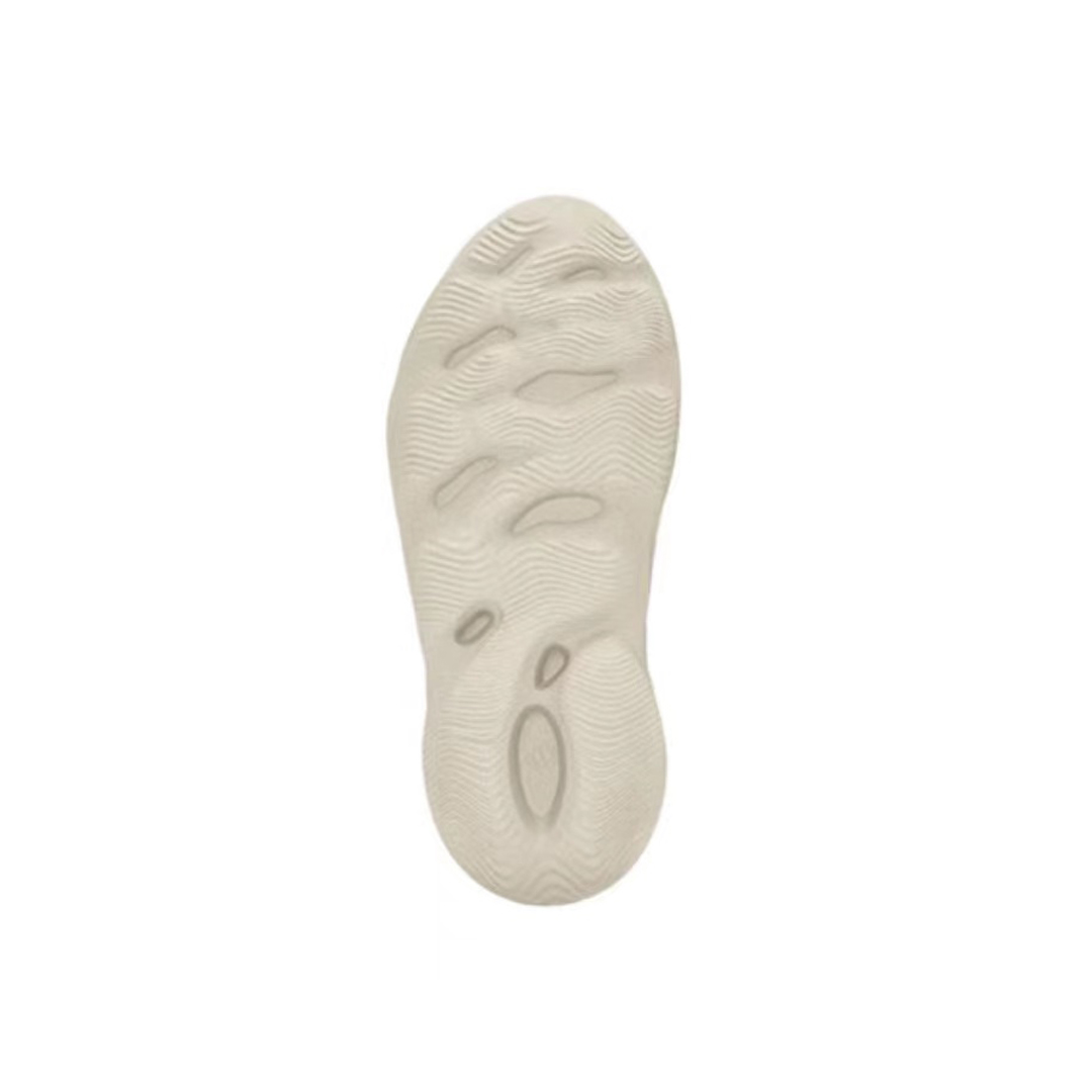 YEEZY FOAM RUNNER KIDS SAND